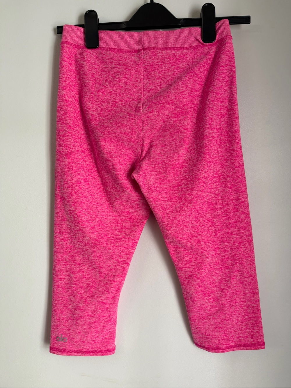 Alo Yoga Womens Small Pink Heathered Cropped Capri Leggings Athletic Workout S - Picture 2 of 7